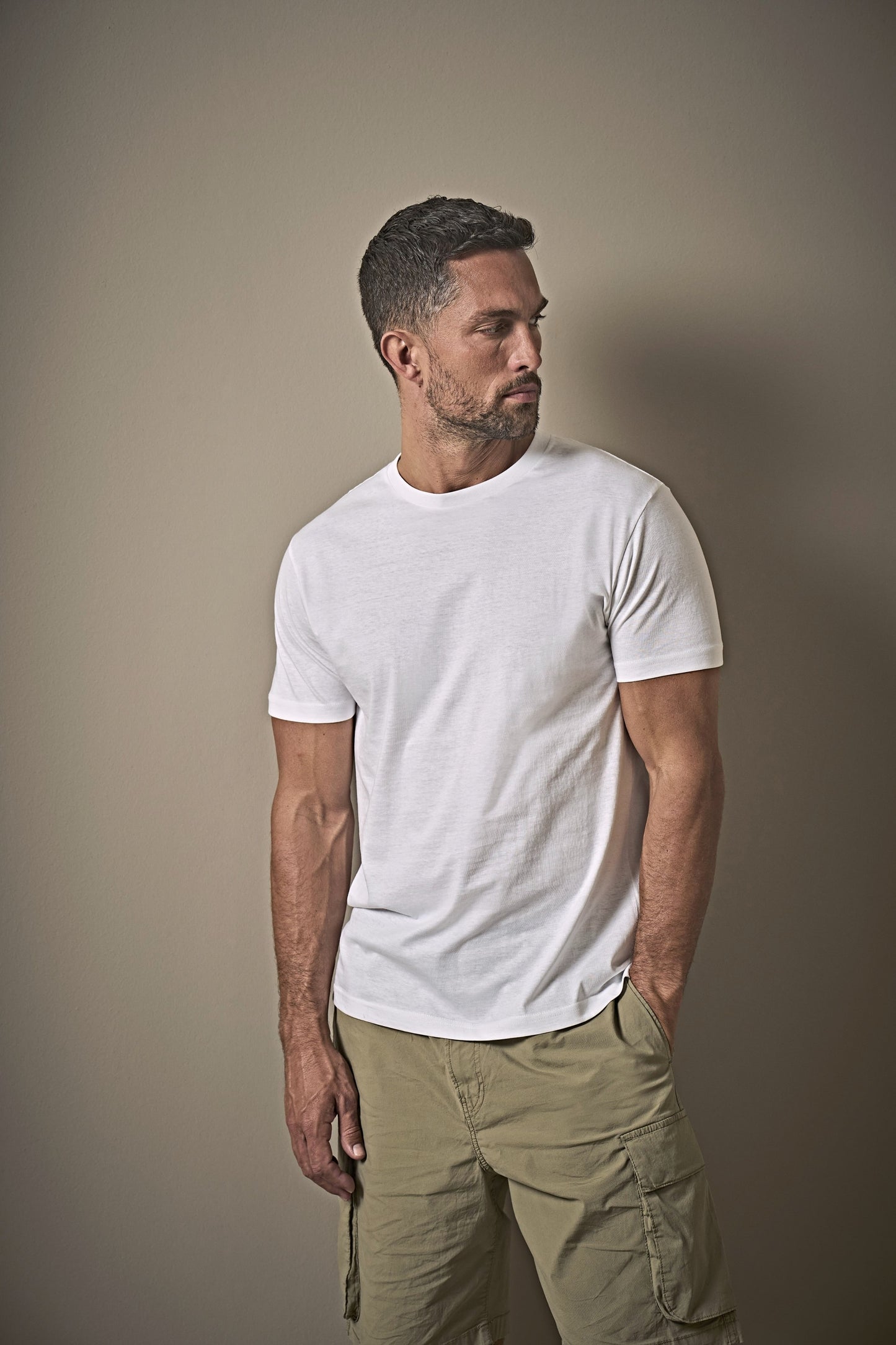 Tee Jays Basic T-Shirt Schwarz | Jersey Rundhals | Herren T-Shirts | 150 g/m²